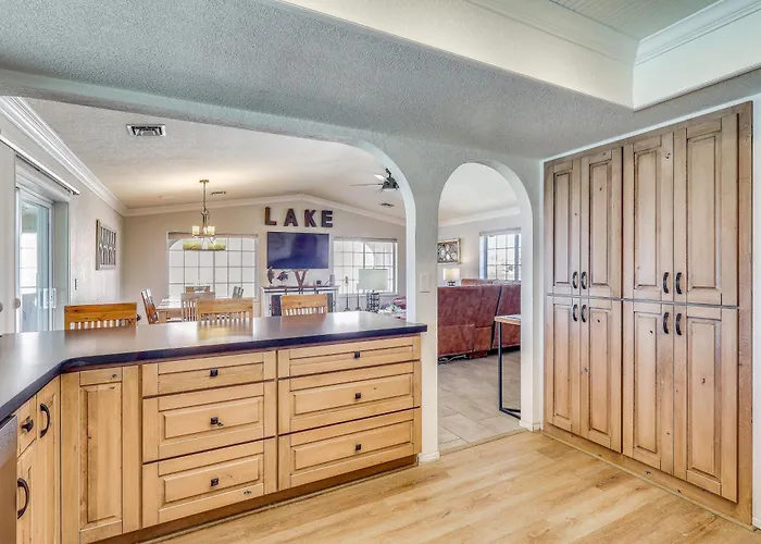 Ferienhaus 2 Mi To Windsor Boat Launch! Lake-view Escape Lake Havasu City